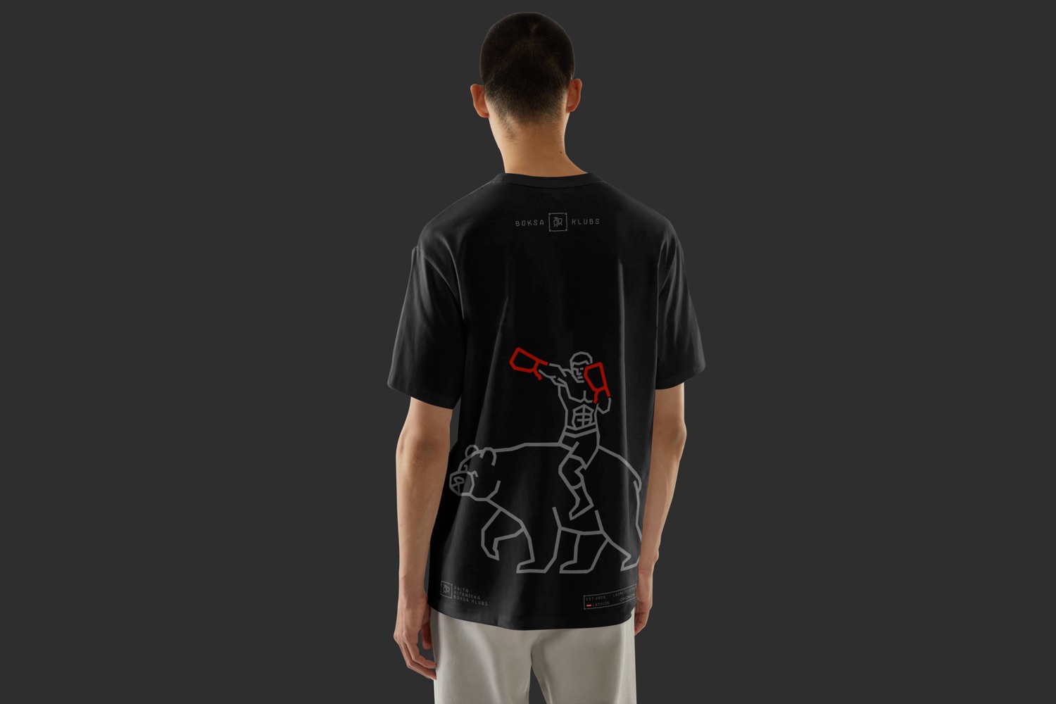 Walking bear tee — dark